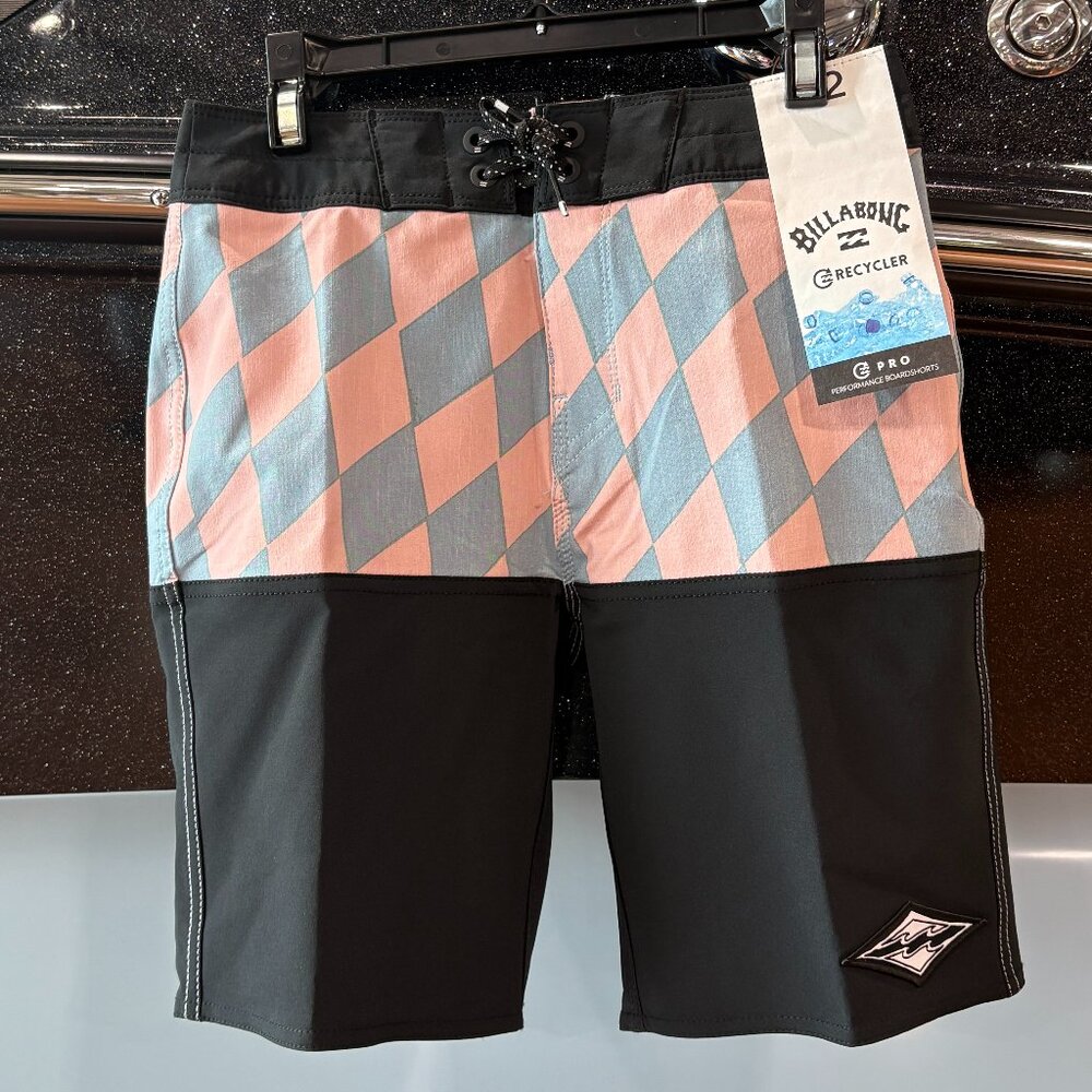 Billabong boy's fifty50 pro performance 17" boardshorts